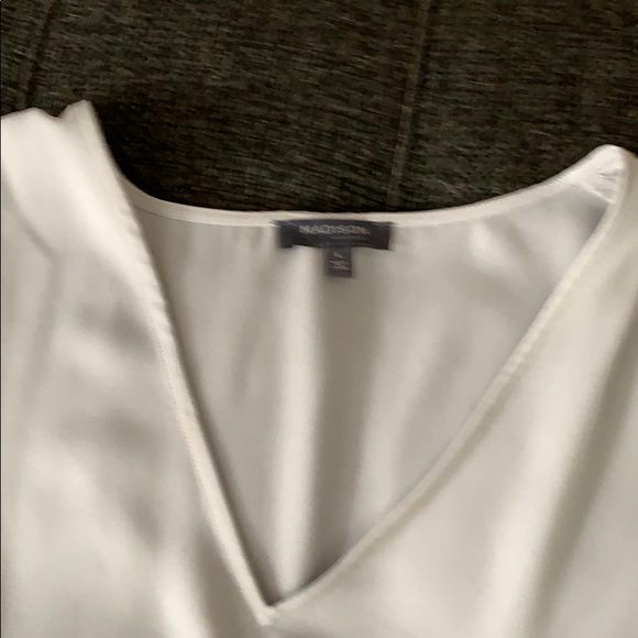 Top - Picture 2 of 3